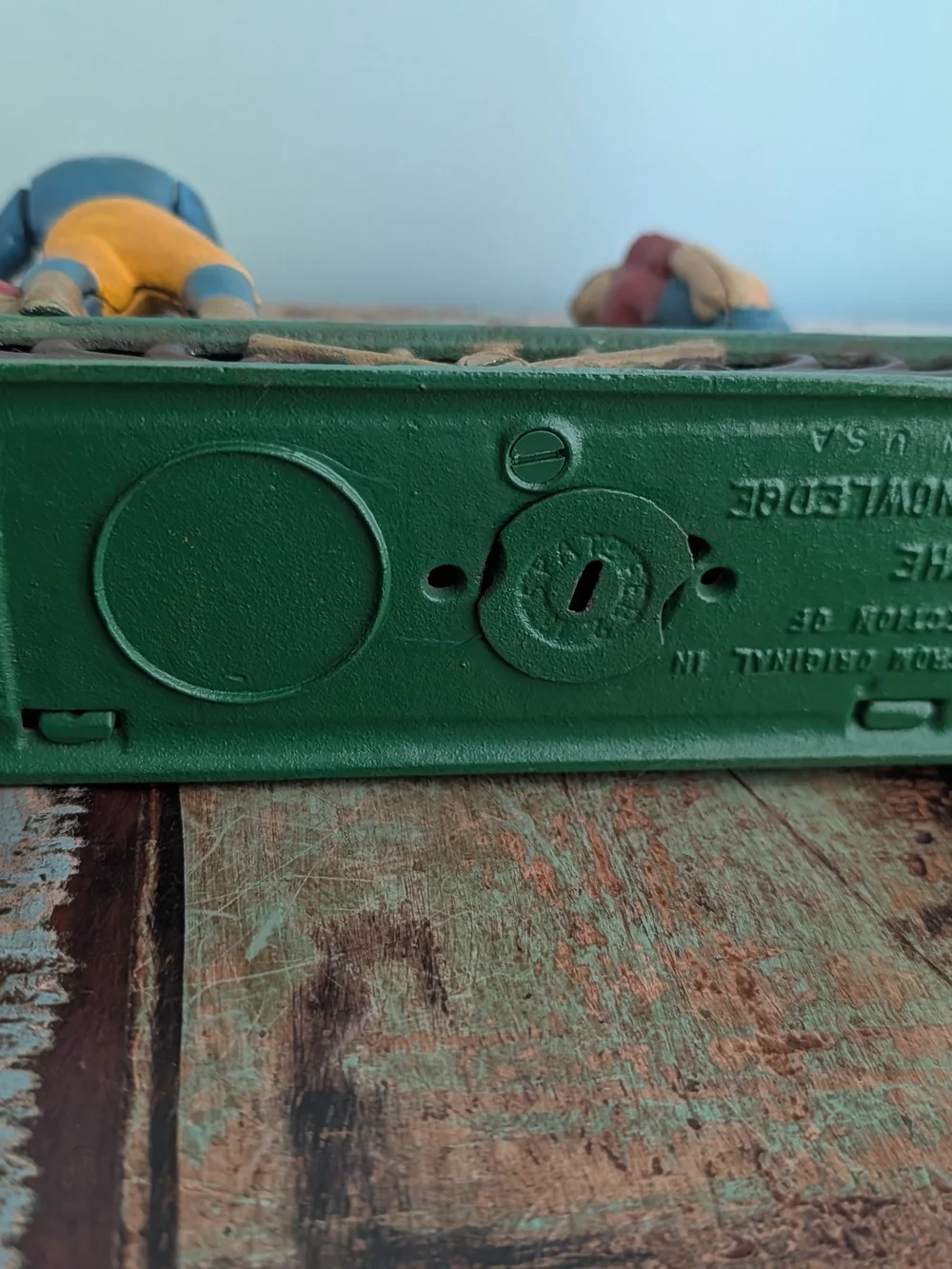 Hometown Battery cast iron Book Of Knowledge mechanical penny bank, Works